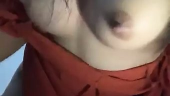 Venez Vous Faire Plaisir Avec Une Chaude Asiatique De 18 Ans En Levrette Sur Tinder