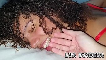 La Collection Rouge De Lua Doidera: Une Aventure Solo Adolescente Torride