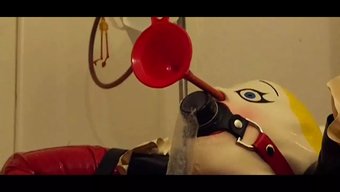 Shemale Sissy Punie Et Éduquée