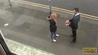 La Soumise Britannique Brittany Bardot Se Livre À Une Domination Anale Brutale