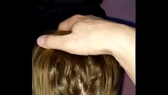 Fellation Et Éjaculation D'Une Adolescente Amateur