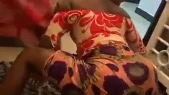 69 Action De Léchage Anal Chaud Avec Une Belle Fille